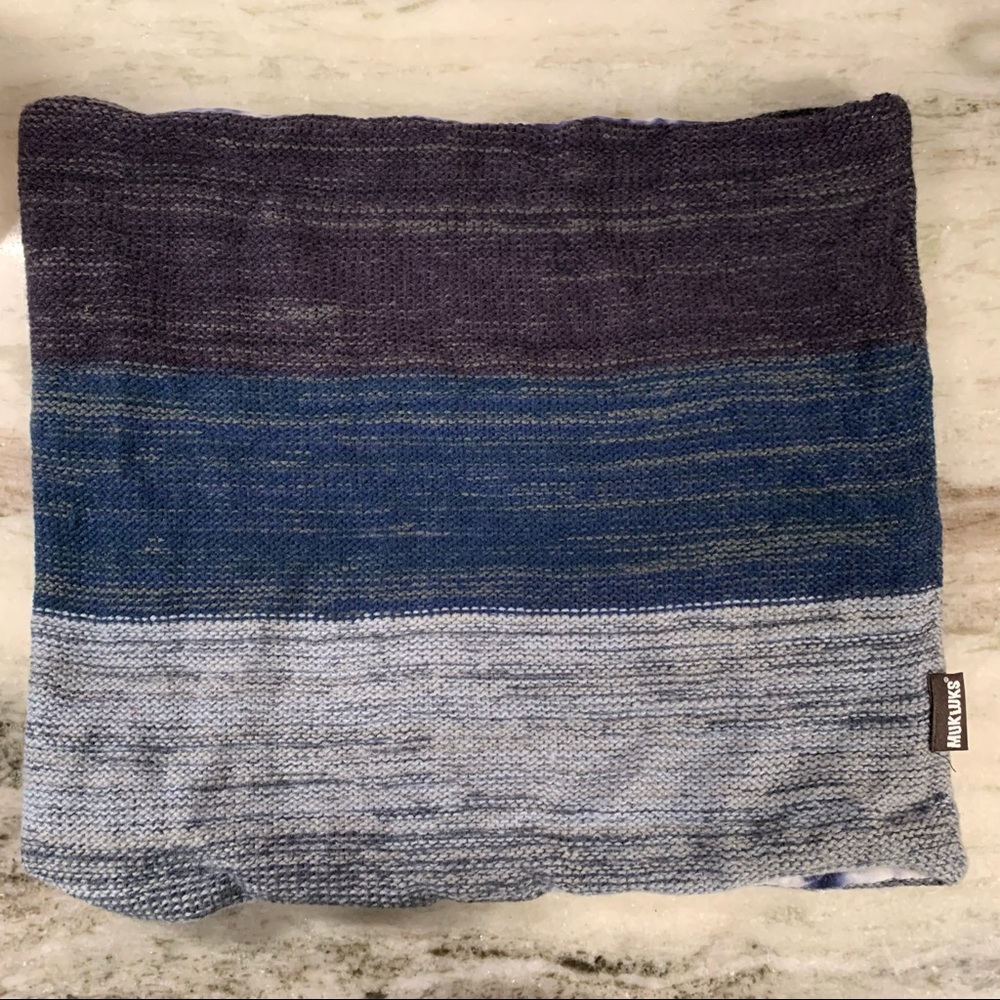 MUK LUKS reversible infinity scarf!